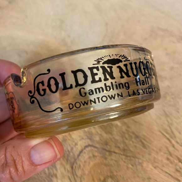 Golden Nugget Gambling Hall Downtown Las Vegas Vintage Ashtray 🎲🎰 - Picture 2 of 8